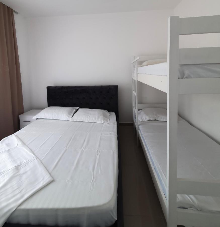 Low Cost Banesa Kosovare Shengjin Ngoại thất bức ảnh