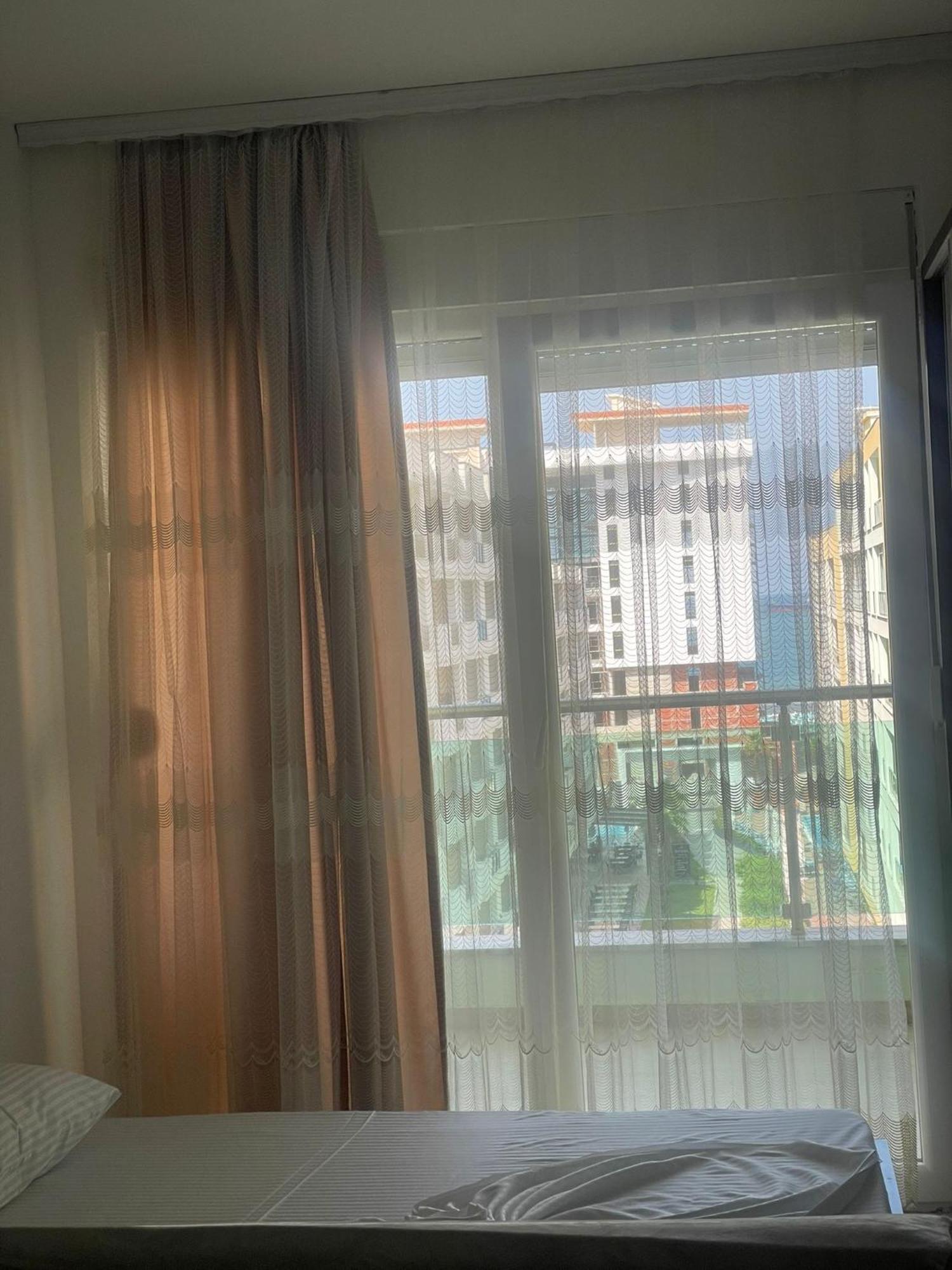 Low Cost Banesa Kosovare Shengjin Ngoại thất bức ảnh